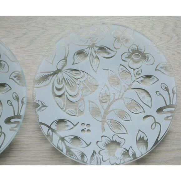 PLATES-Frosted White-Clear Glass-Floral-Salad/Bread/Appetizer/Buffet-Set of 2 - Picture 4 of 10